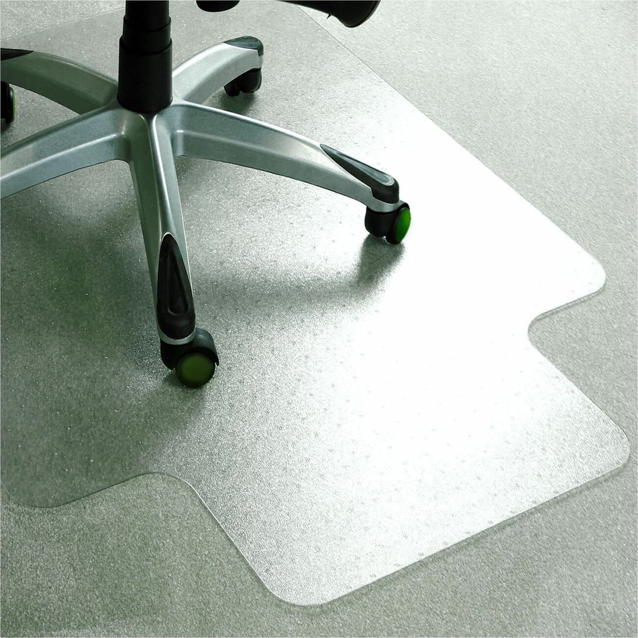 Advantagemat Plus APET Lipped for Low/Standard Pile Carpets, 45in x 53in